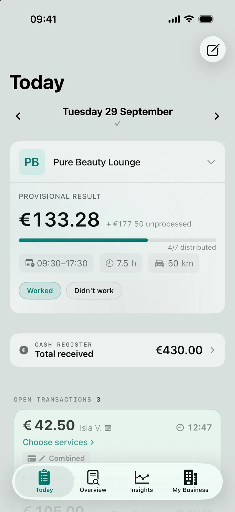The workday card at the top of Today with the provisional result, the progress bar and the tiles for time slot, hours and kilometres.