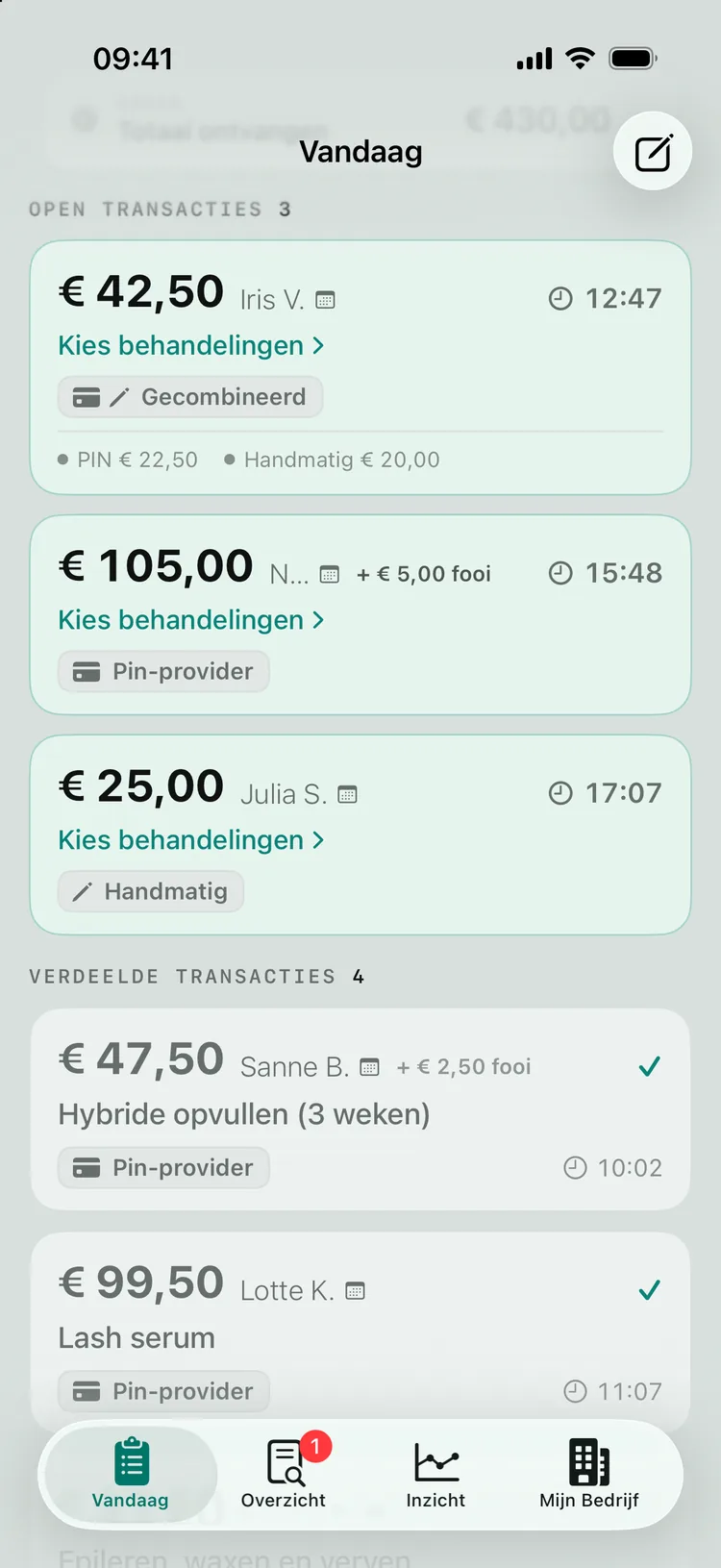 De lijsten Open transacties en Verdeelde transacties, met de knop Handmatig en klantnamen uit de agenda.